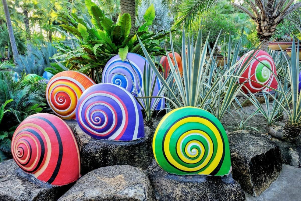 Садовые украшения