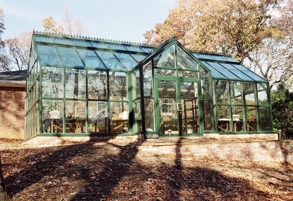 Теплица в готическом стиле