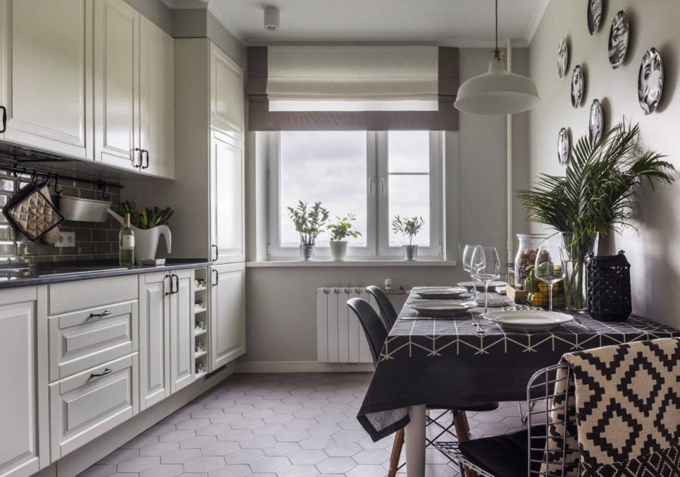 Римские шторы на кухню Неоклассика