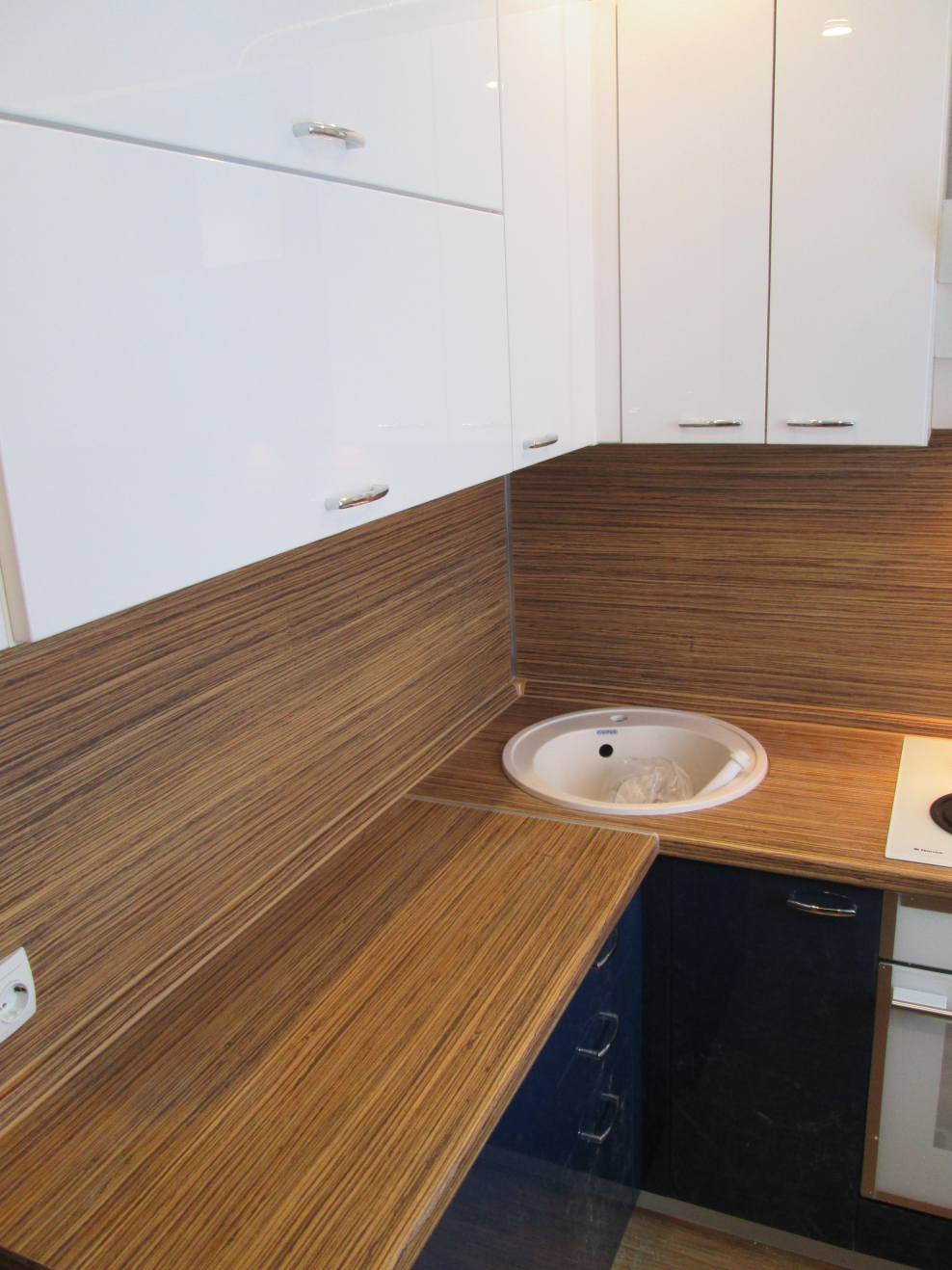 Столешница под дерево для кухни