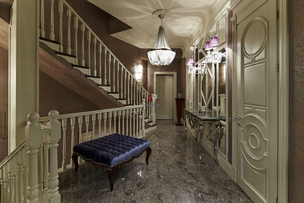 Лестничный Холл буазери