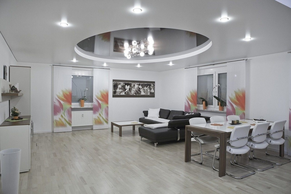 Двухуровневые натяжные потолки