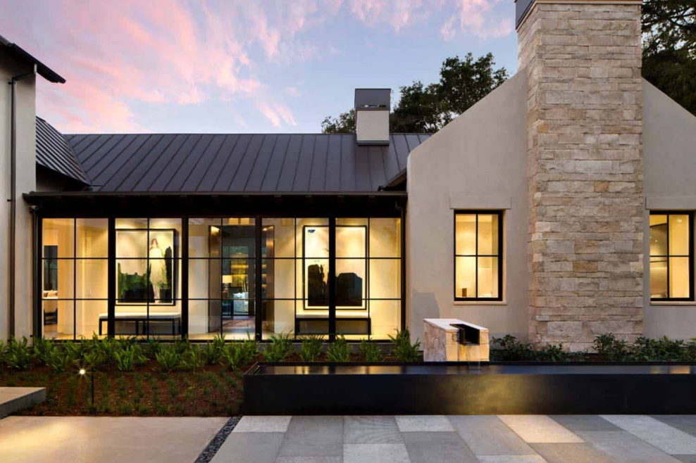 Дом в стиле Модерн фармхаус