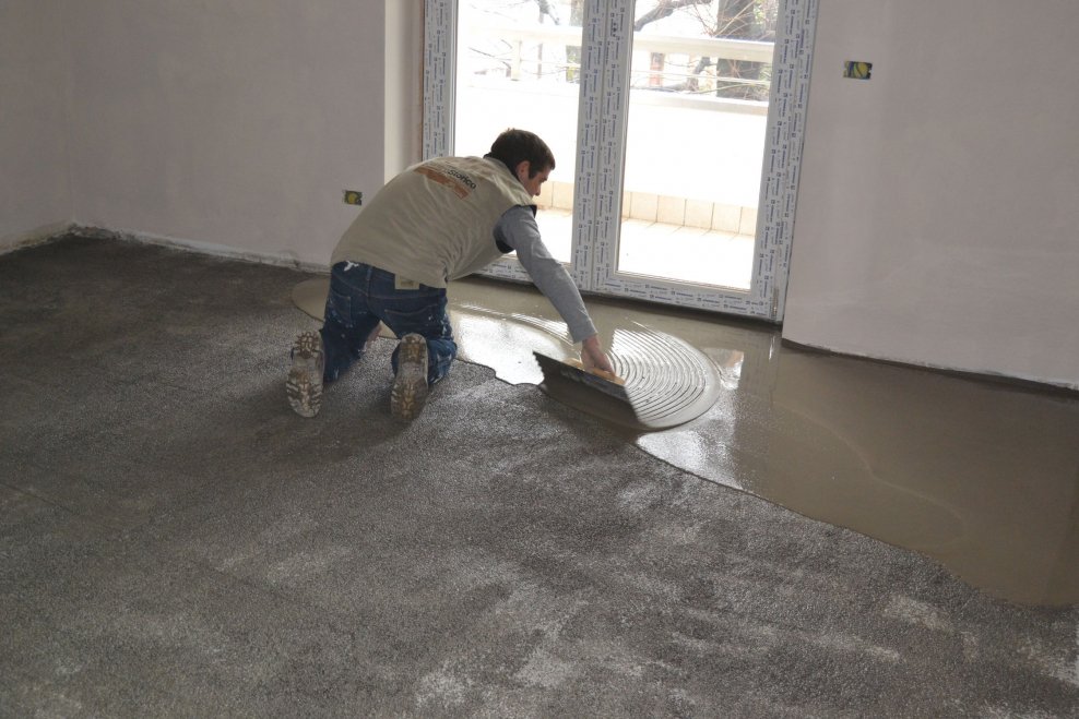 Наливной пол цементный самовыравнивающийся