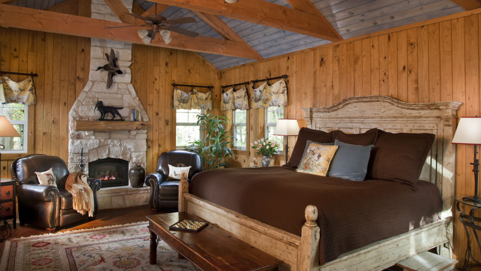 Спальня в стиле рустик