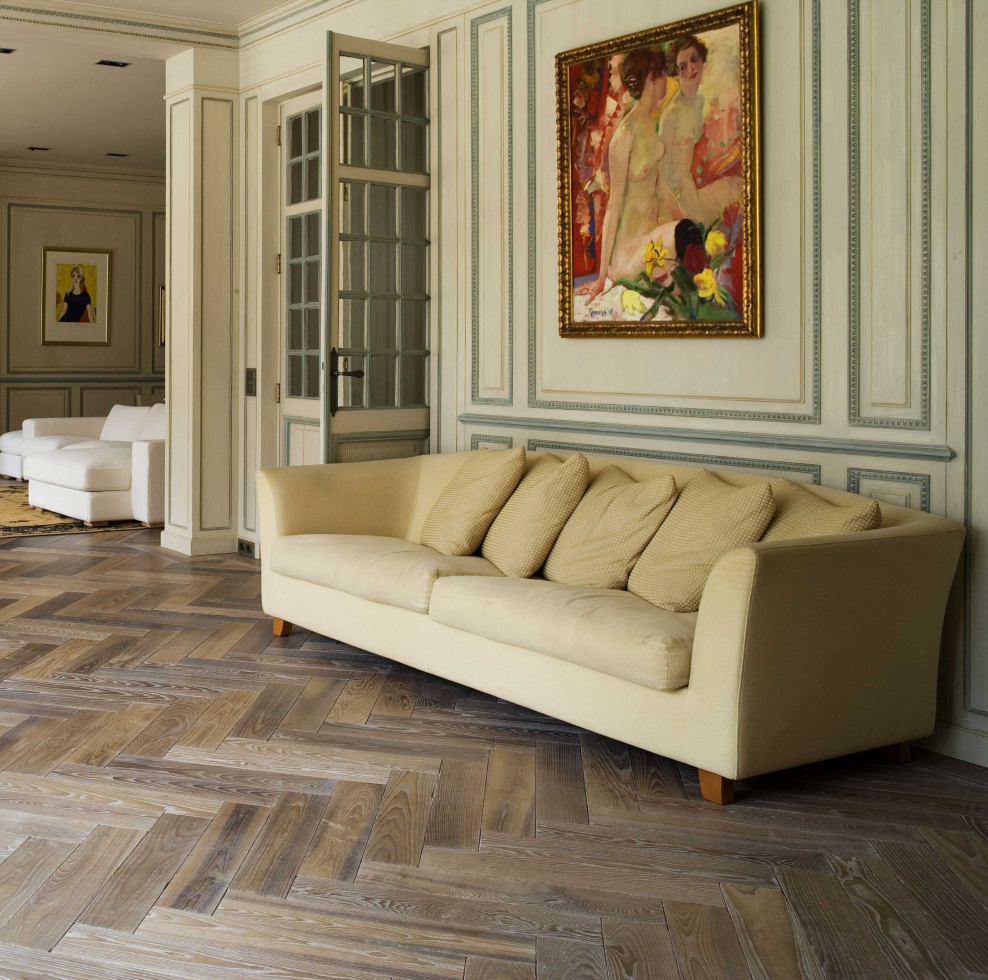 Ламинат в классическом интерьере