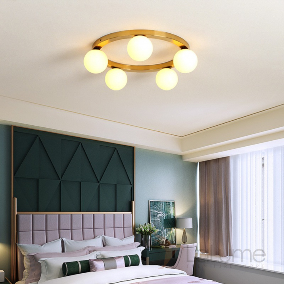 Потолок в спальне