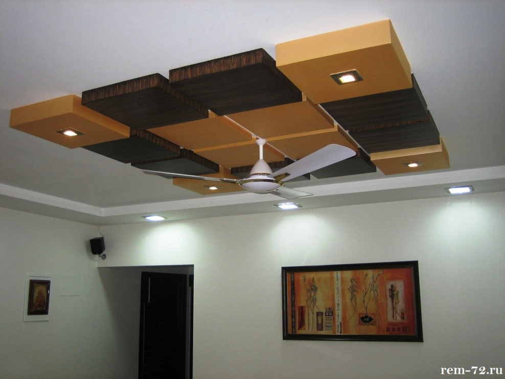 Подвесной потолок из подручных материалов