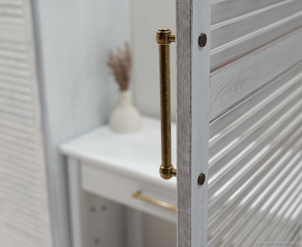 Шкаф с жалюзийными дверцами Прованс