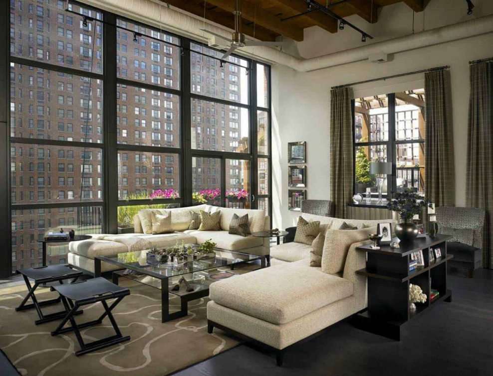 Гостиная лофт с панорамными окнами