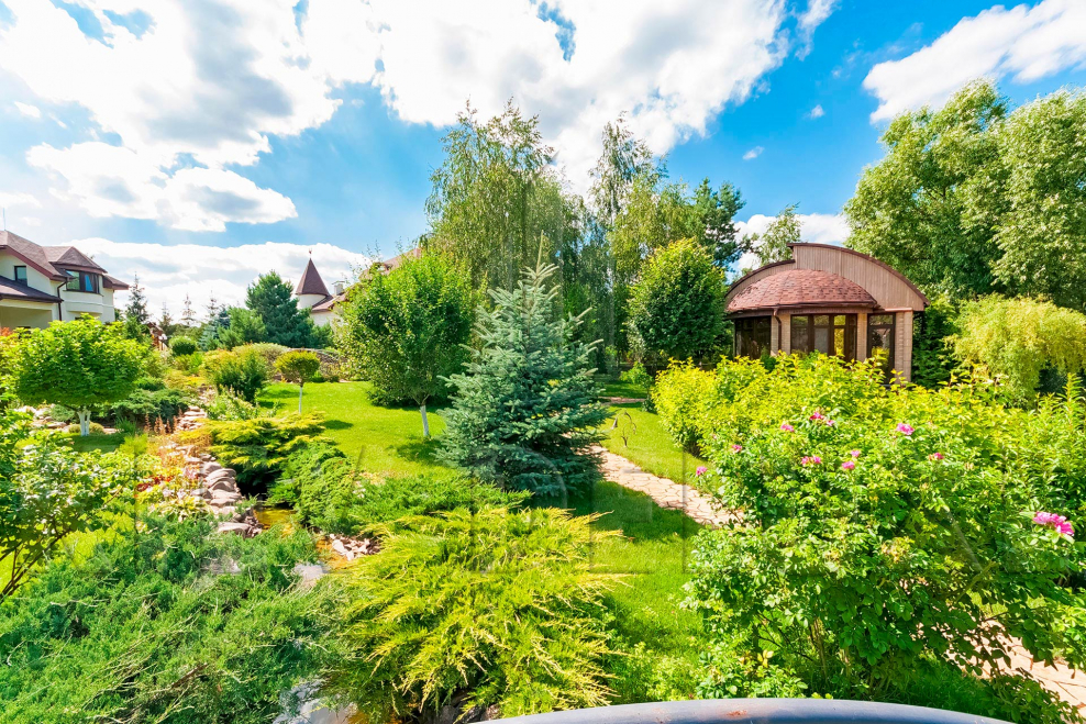 Залесье Украина резиденция