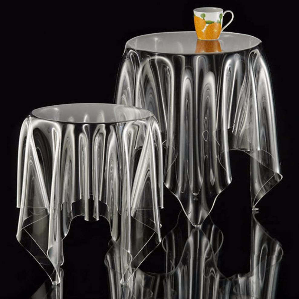 Столик прозрачный пластик