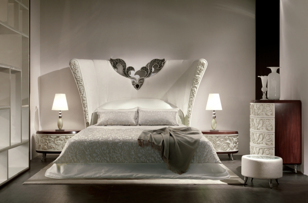 Кровать с мягким изголовьем арт деко