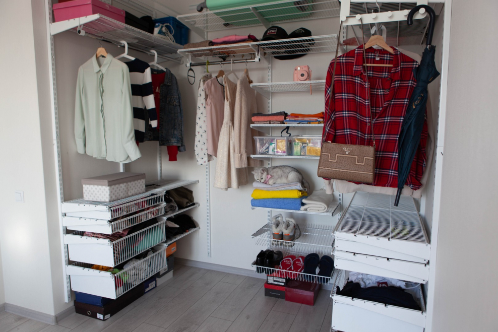 Комплект гардеробной системы с полкой Larvij глубиной 450 мм