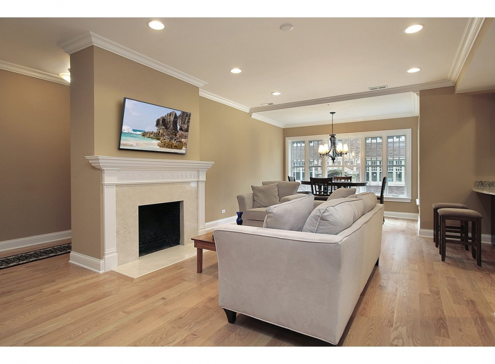 Интерьер с высокими потолками