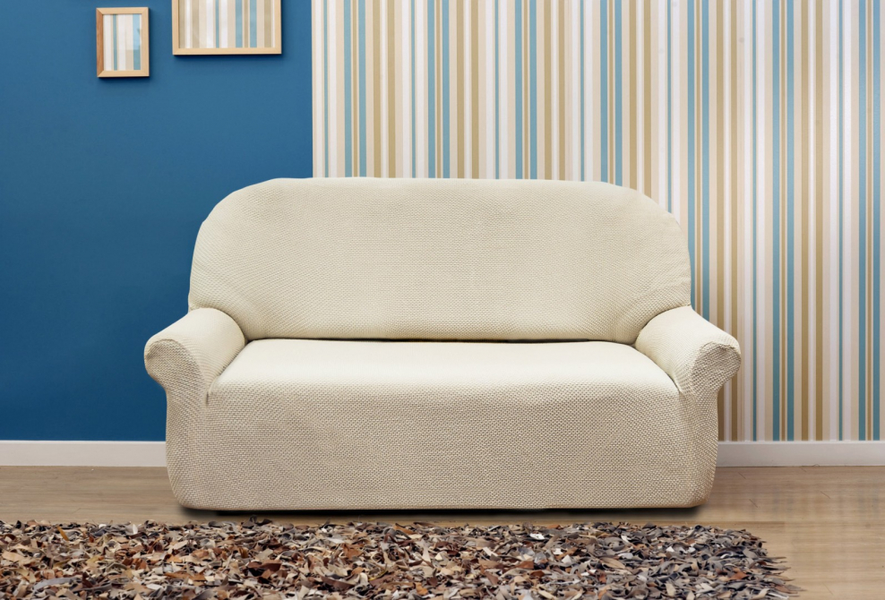 Мягкая мебель песочного цвета