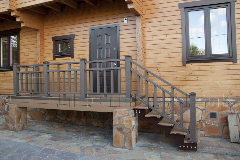 Перила из ДПК для крыльца