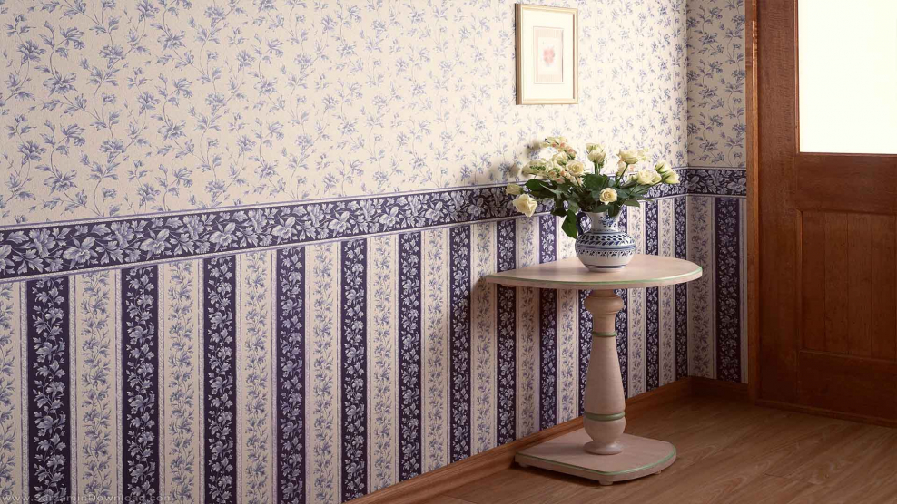 Комбинированные обои в коридоре