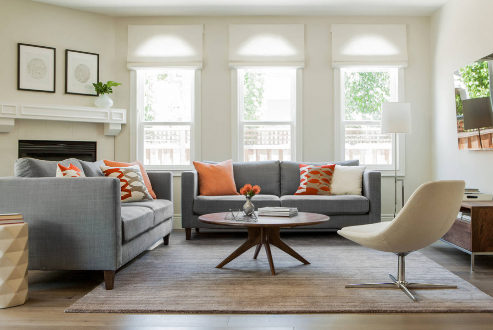 Светло серая мебель в интерьере