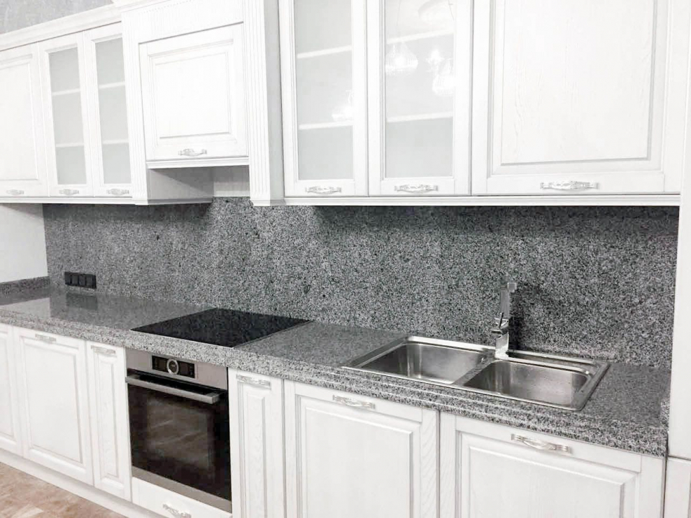 Покостовский гранит столешница