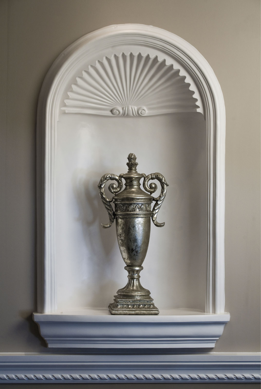 Каменные ниши и арки