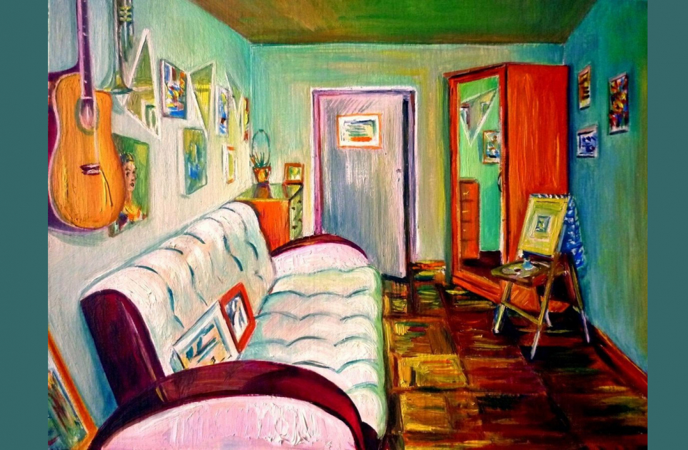 Статичная композиция в интерьере комнаты