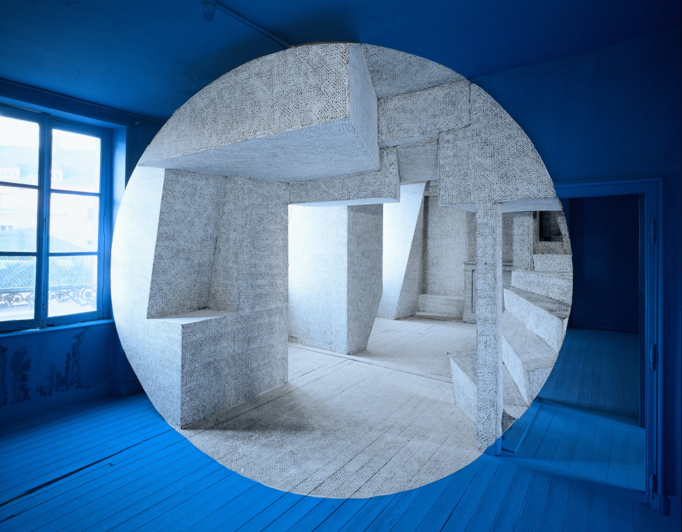 Оптическая иллюзия Жоржа Руссе