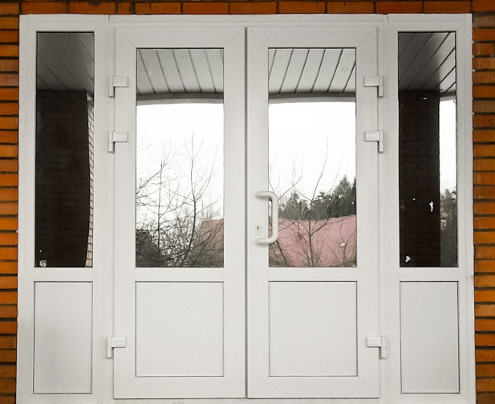 Пластиковый входной тамбур