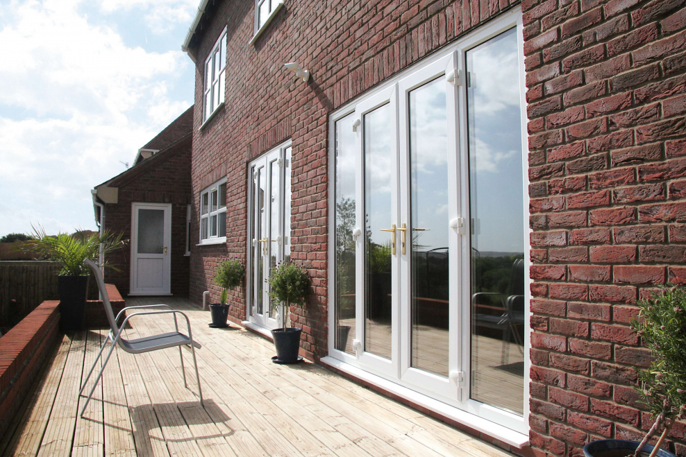 Остекление террасы БФК