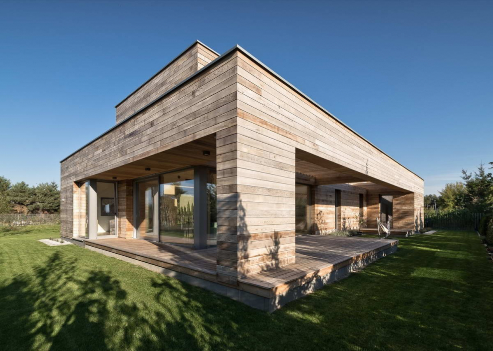 Прямоугольный дом из дерева