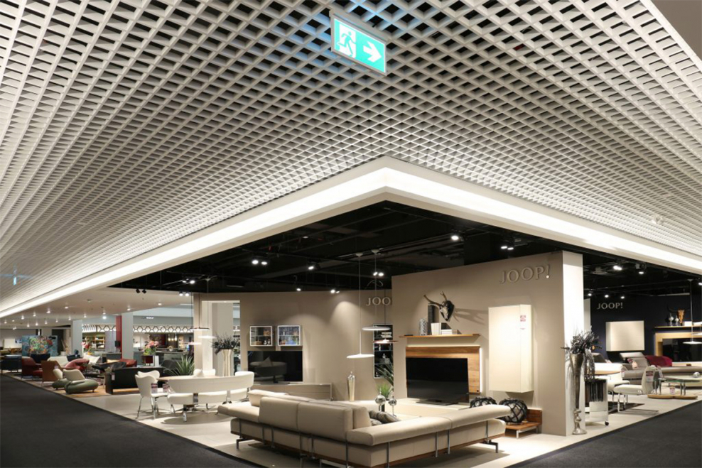 Потолок Грильято 100х100х40