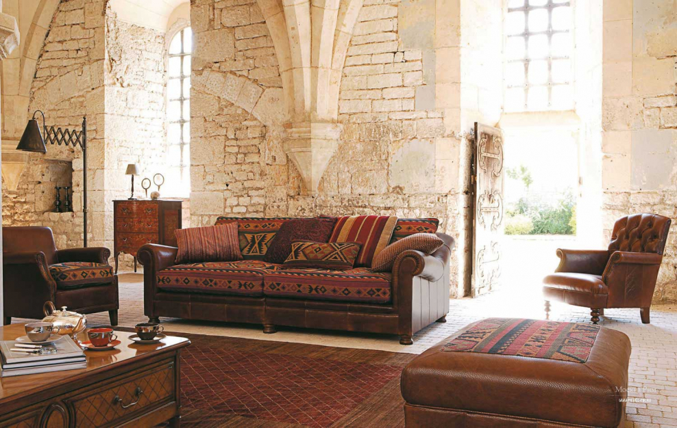 Диван Честерфилд 18 века