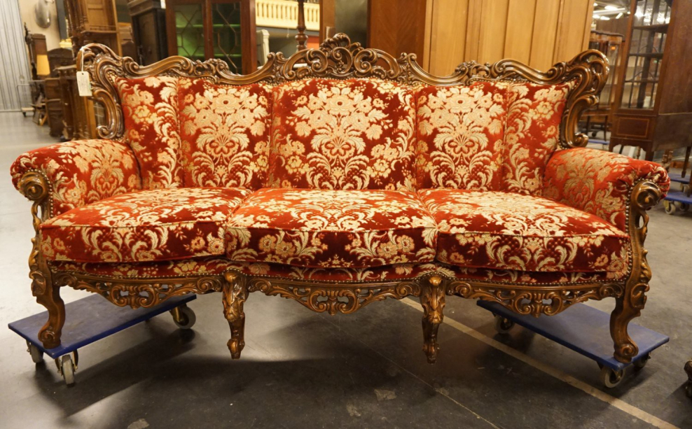 Диван в стиле Винтаж