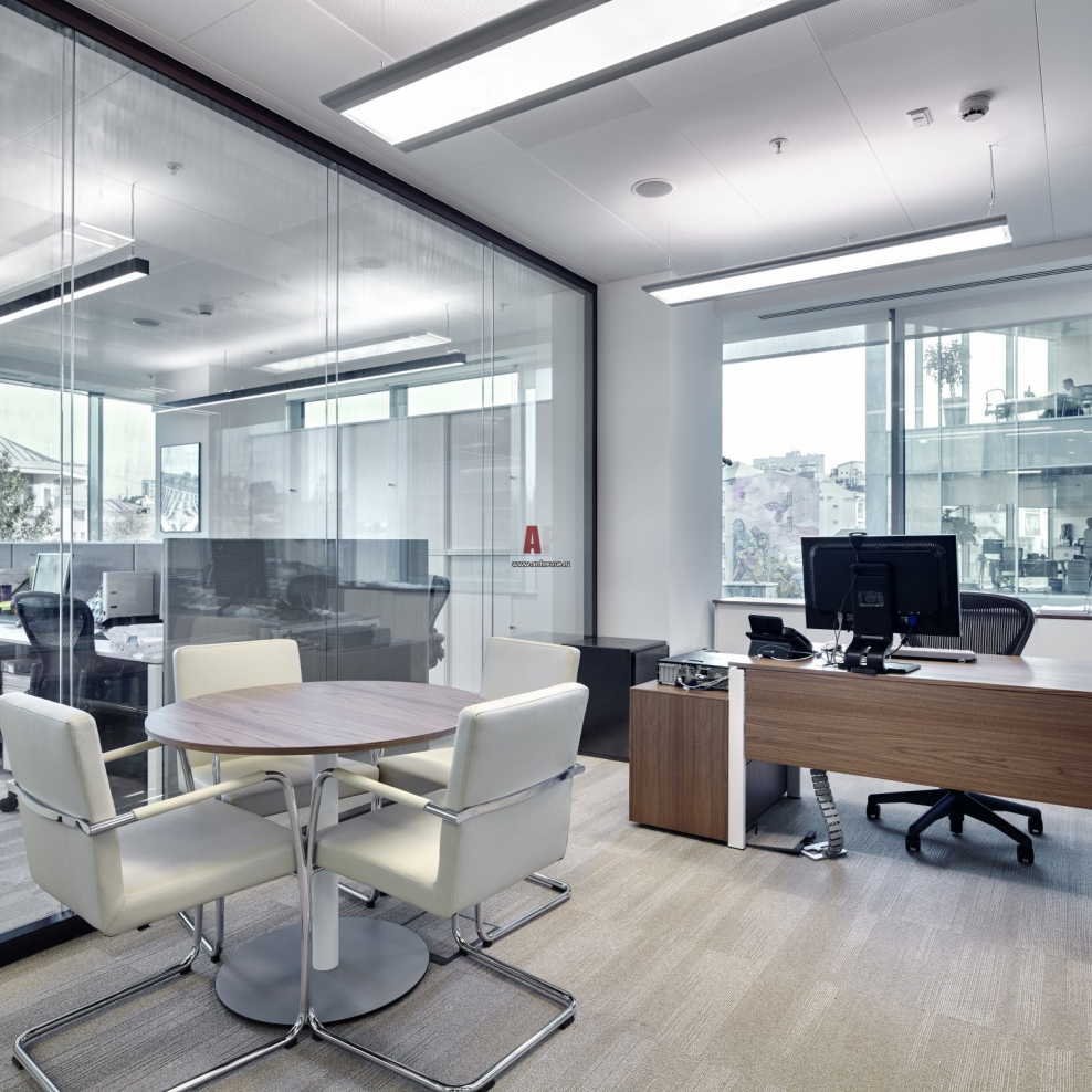 Интерьер офис теплый