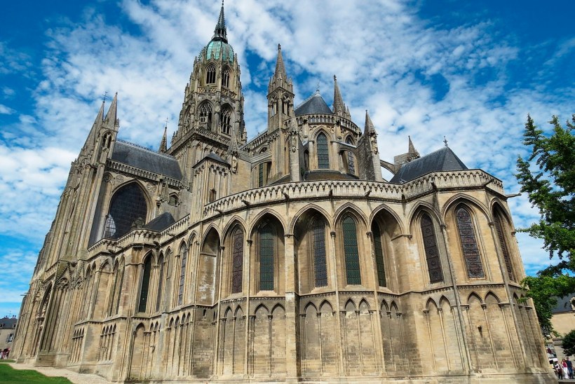 Романский кафедральный собор