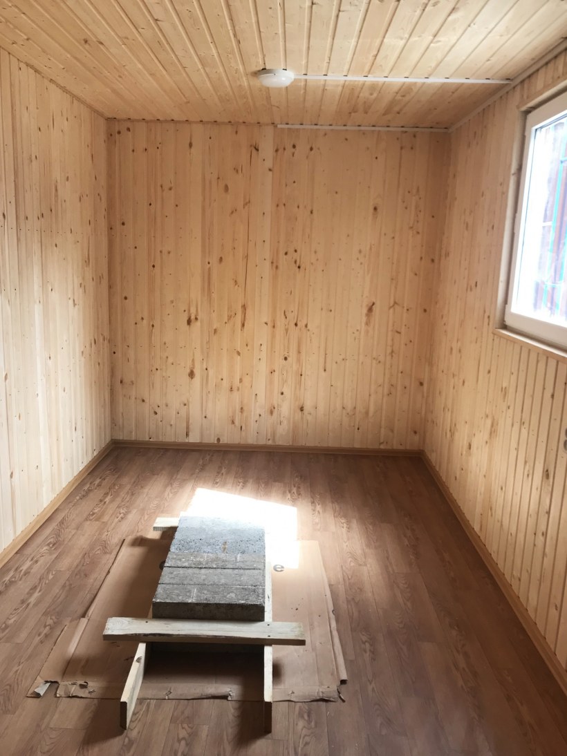 Бытовка строительная внутри