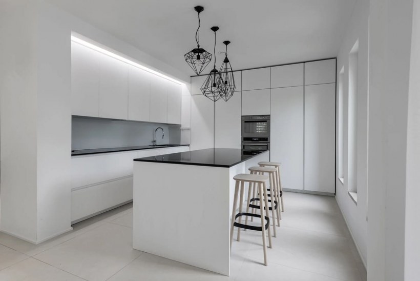 Кухни с черной столешницей Минимализм