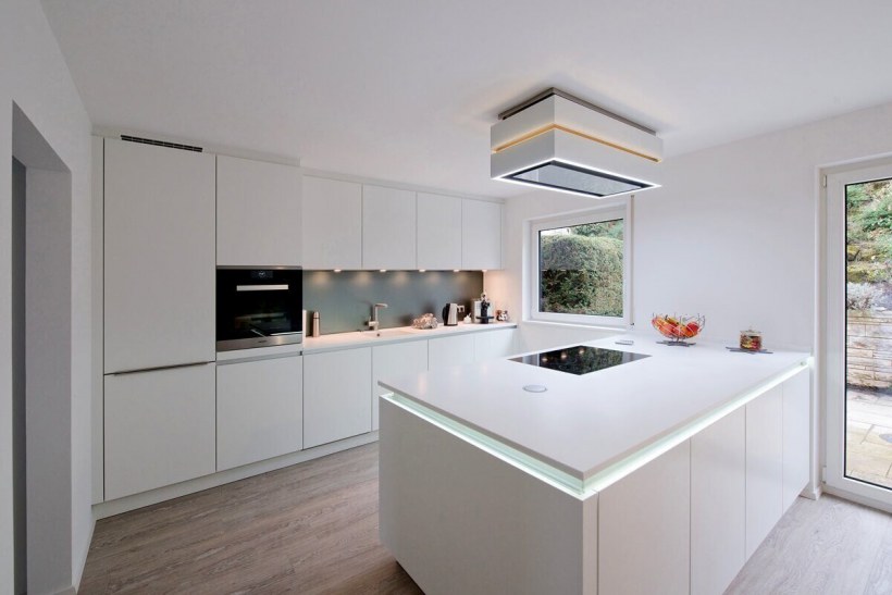 Кухонный гарнитур с островом