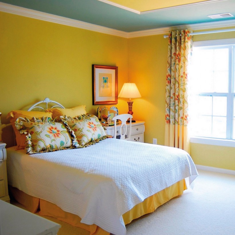 Лавандовый цвет стен