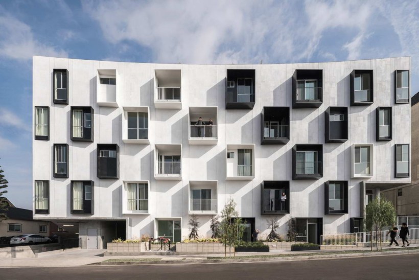 Многоквартирный дом в Лос Анджелесе