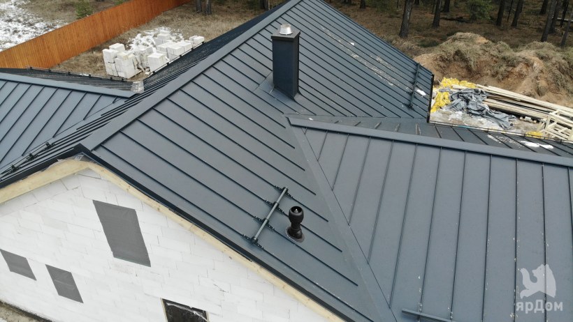 Черный металл фальц фасад