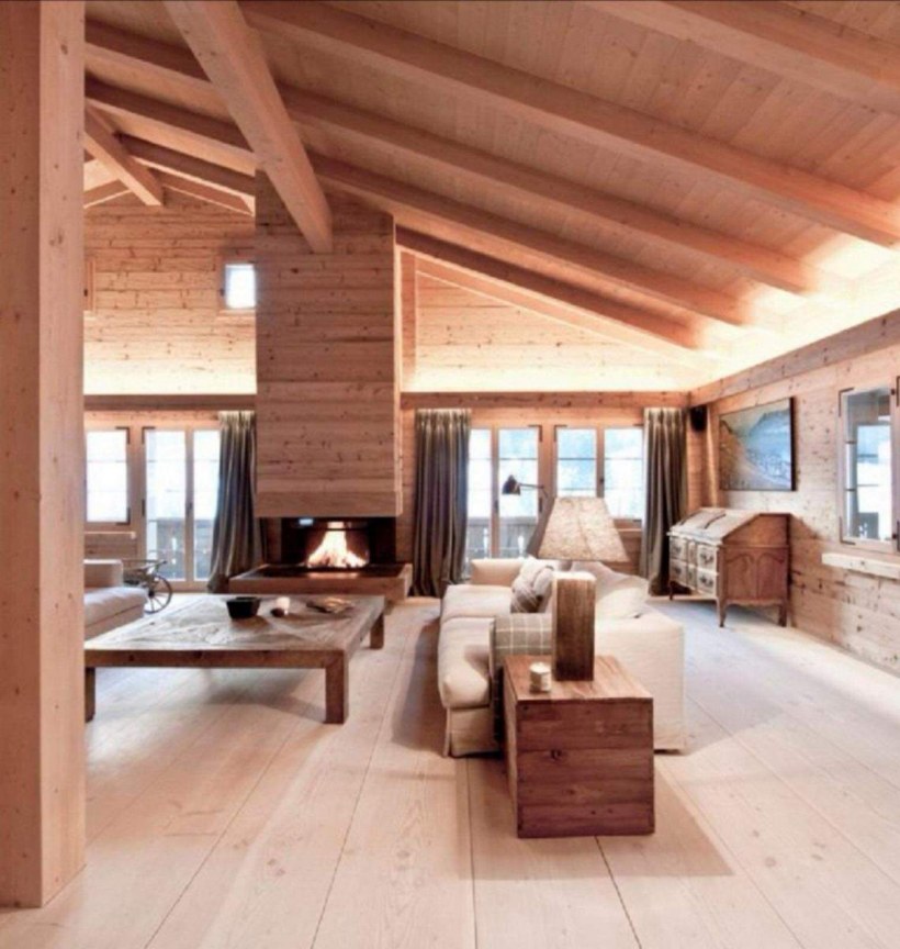 Интерьер гостиной в стиле Альпийское Шале в светлых тонах