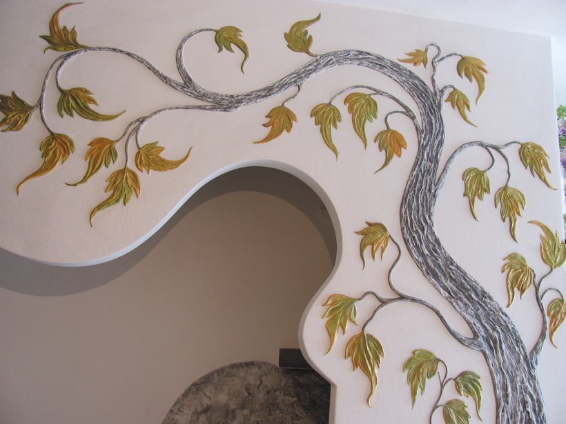 Роспись стен красками для коридора