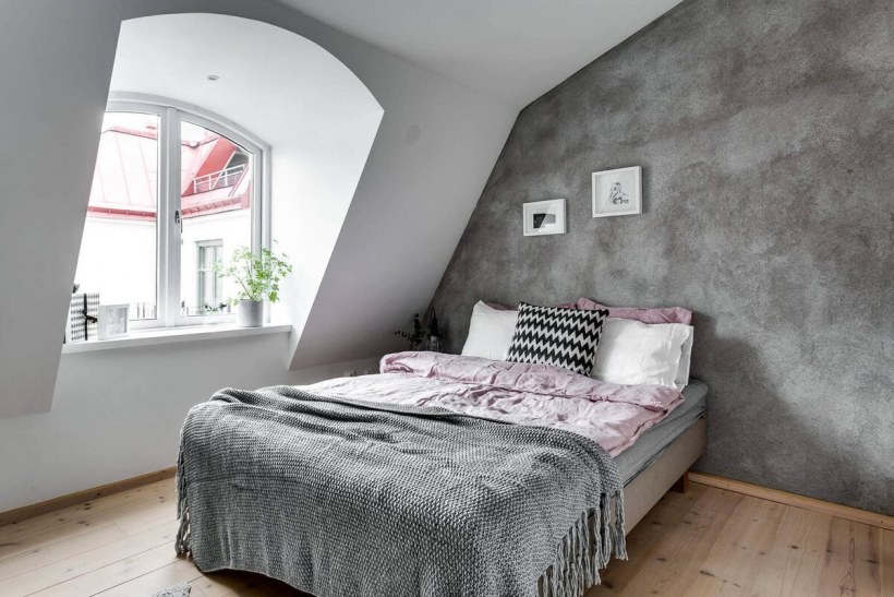 Мансардная спальня в серых тонах