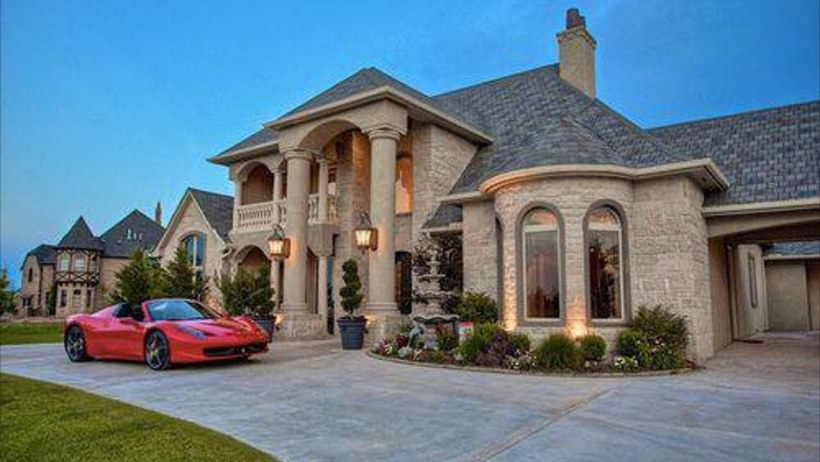 Богатый коттедж