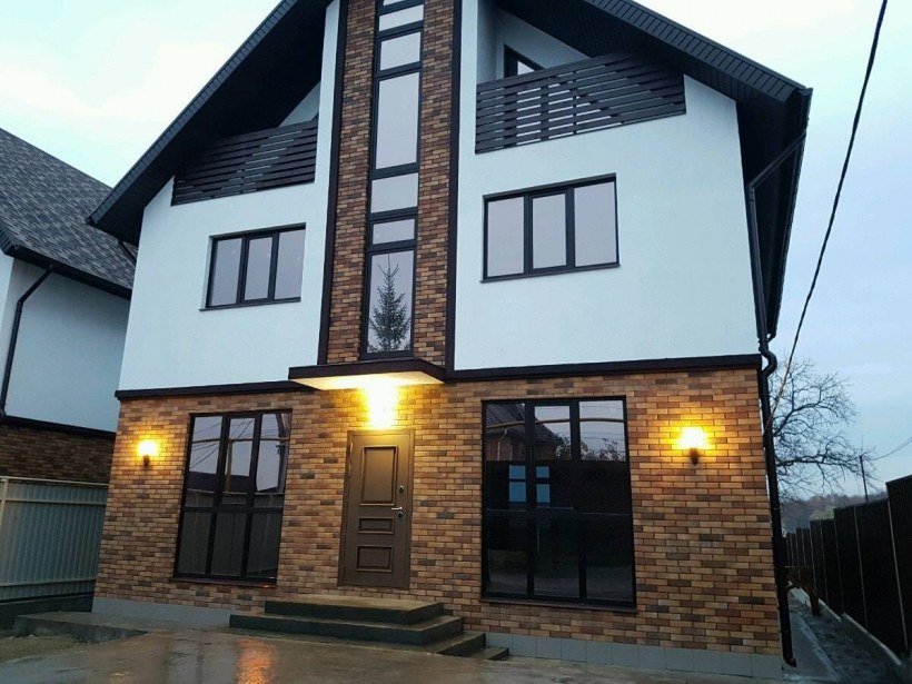 Облицовка фасада декоративным камнем