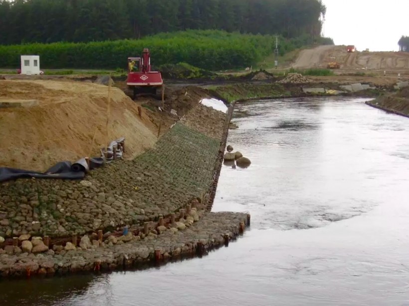 Берегоукрепление горных рек