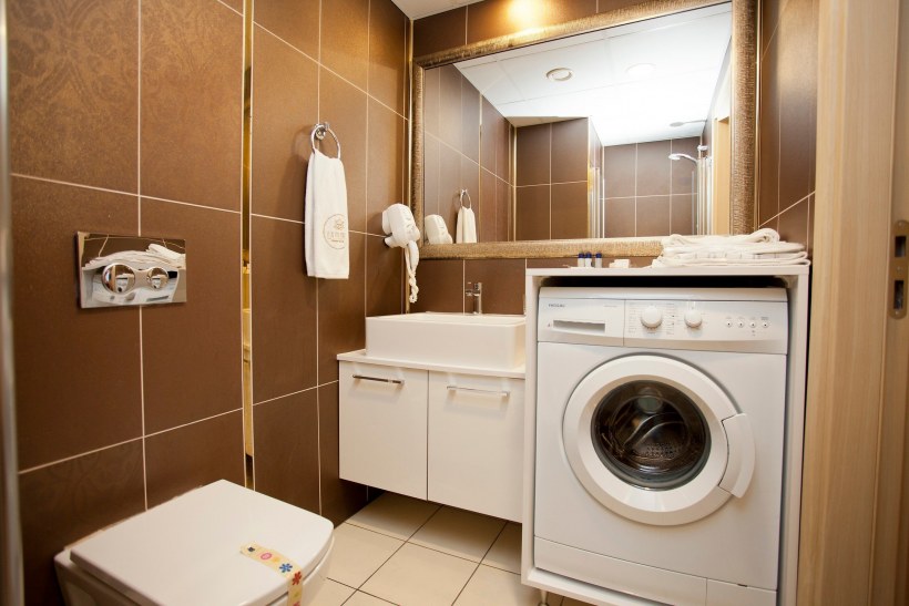 Ванная комната со стиральной машиной