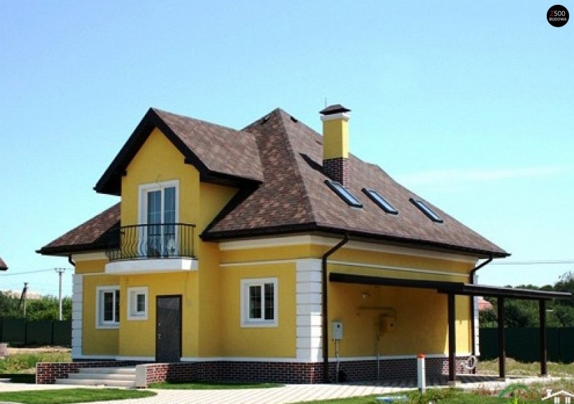 Дом с желтым фасадом