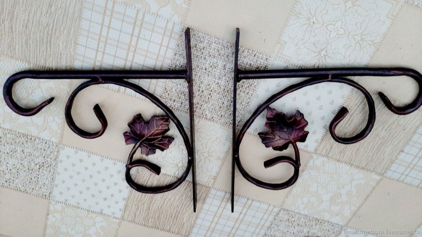 Держатель кованный для кашпо "AVMMETALL", цвет: черный, бронзовый. 150-BL-br